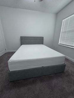 Bed - Queen