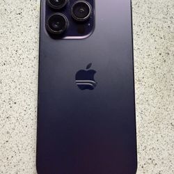 Selling this well taken care of iPhone 14 Pro in Purple with 128GB.