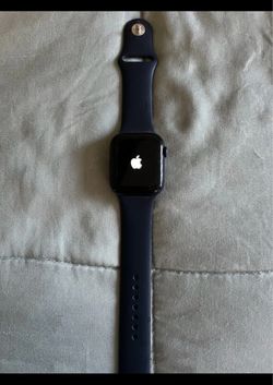 Apple Watch Series 7 gps & cellular
