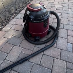 Casa Grande ,  Az. 5 gallon wet/dry vacuum /blower