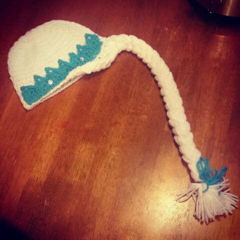 Frozen Elsa hat