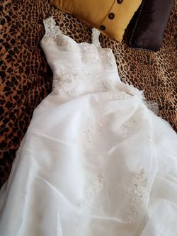 Wedding dress