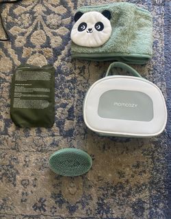 MOMCOZY BAG WITH ACCESSORIES