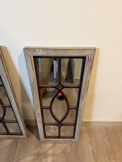 Mirrors / wall mirrors