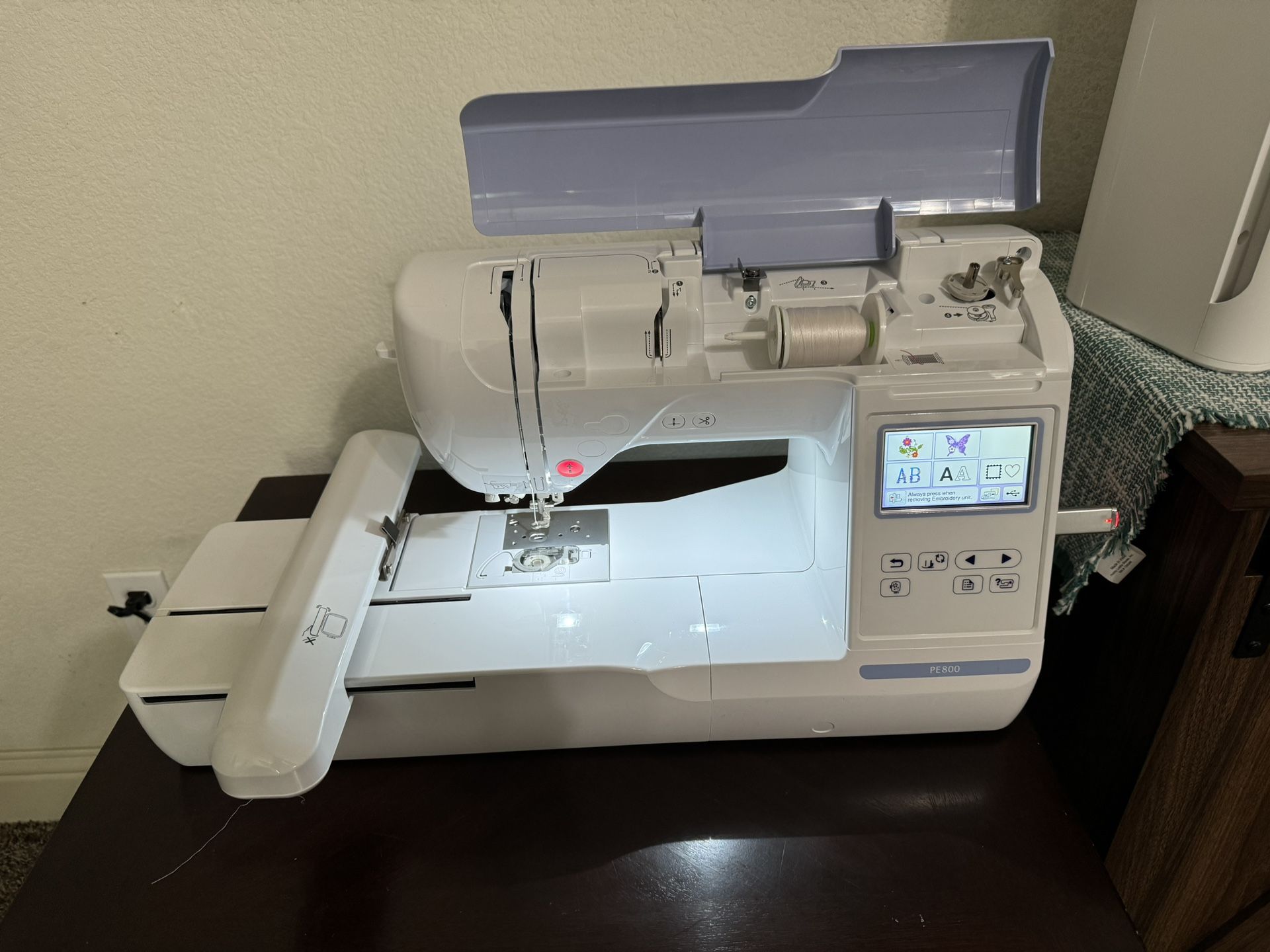 Brother PE800 Embroidery Machine