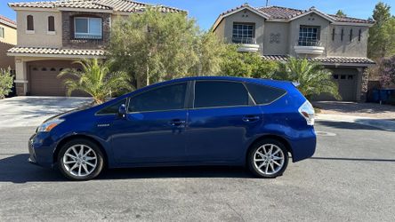 2012 Toyota Prius V