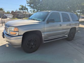 2001 GMC  Yukon Denali