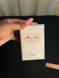 Miss Dior 70$
