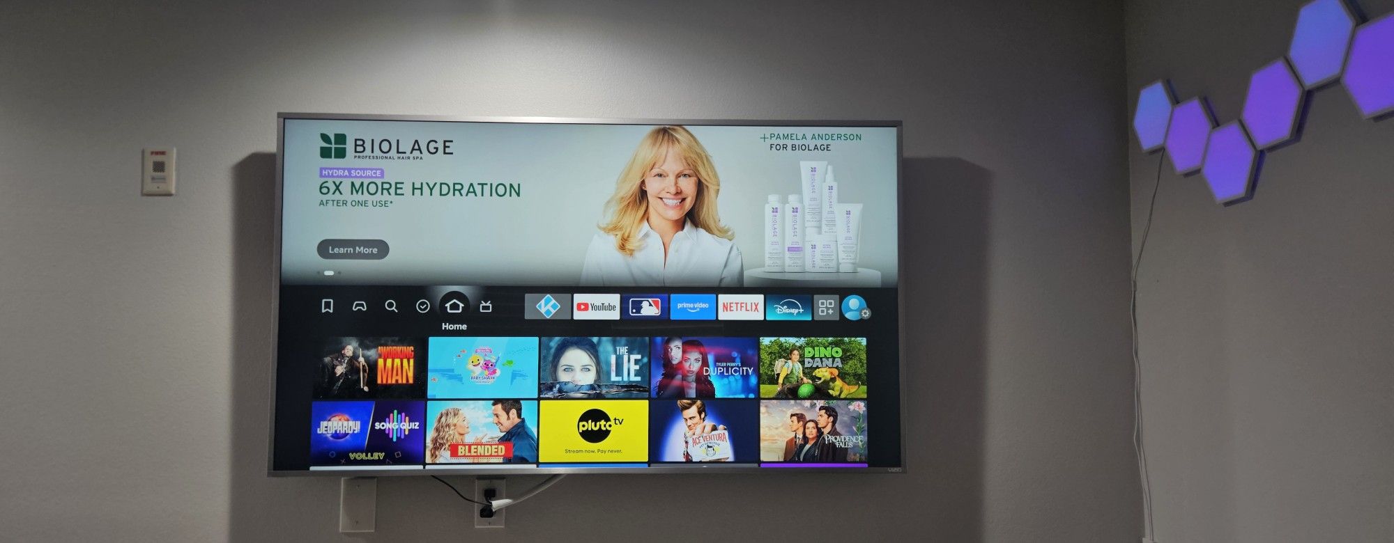 Vizio P65 C1 65INCH 4K Hdr Smart Led Tv, Chrome Cast Ready