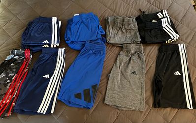 Boys sz18/20 basketball shorts