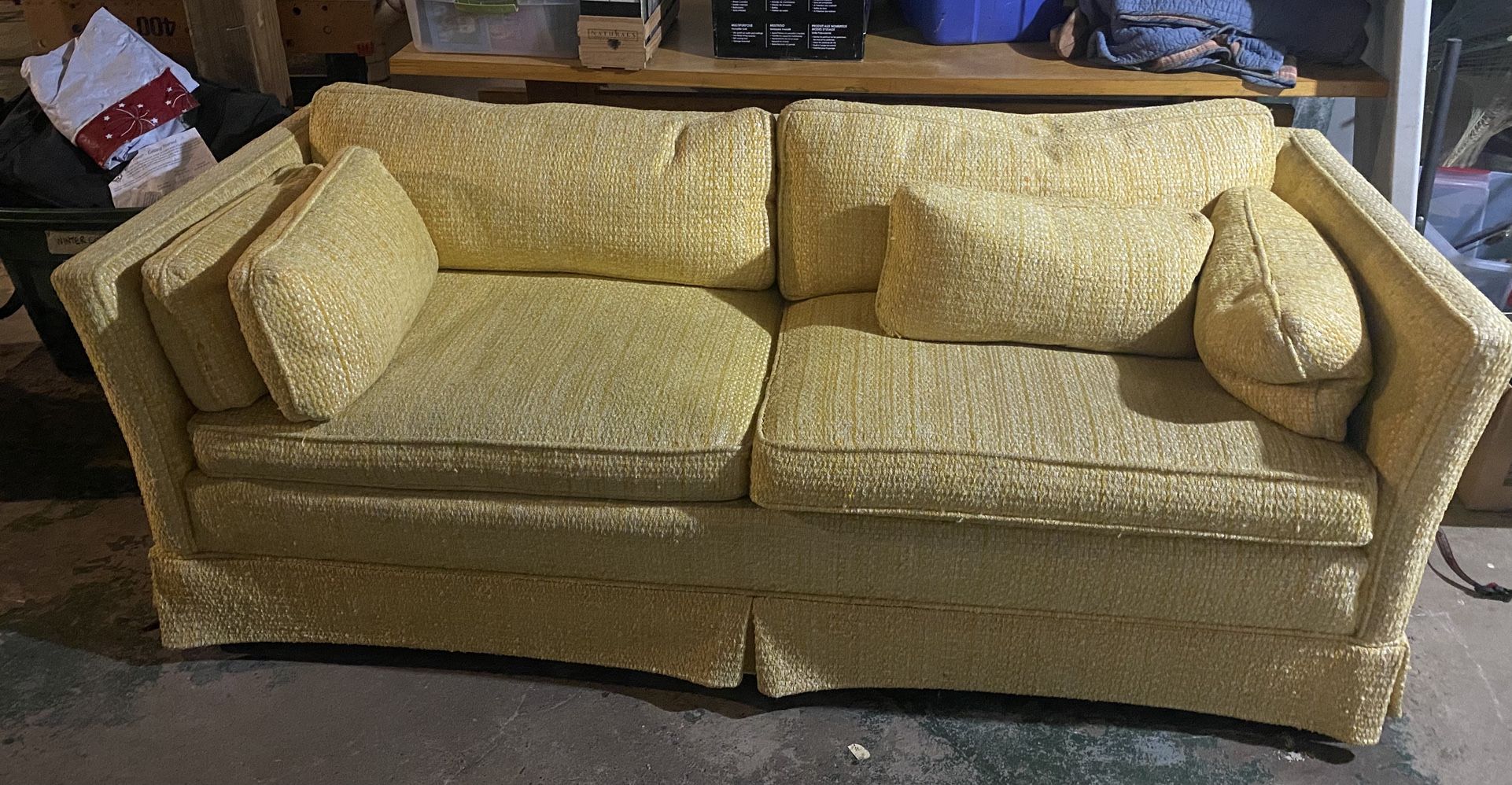 Beautiful Vintage Henredon Sofa