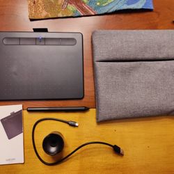 Waccom Intuos S Bluetooth With Extras