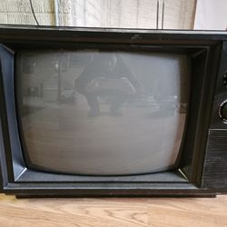 GE Brand CRT TV