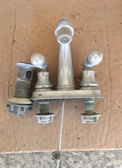 Moen faucet two handle high arc bathroom faucet!