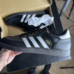 Adidas sambas 10.5