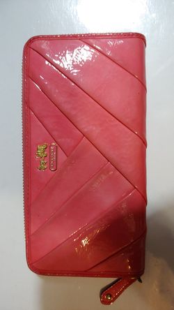 COACH WALLET. PINK ACCORDIAN ZIP