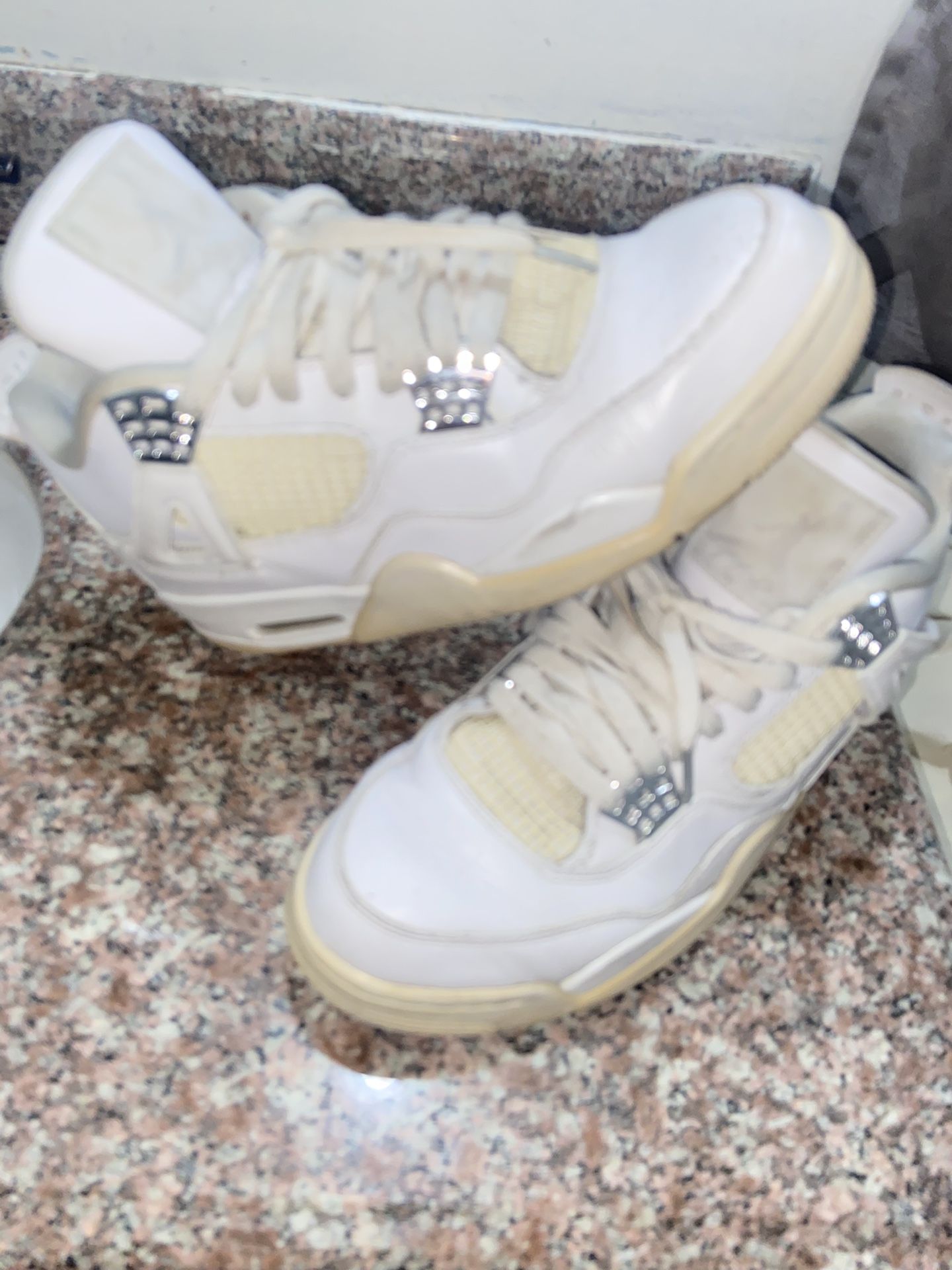 Jordan Retro 4s Pure Moneys 