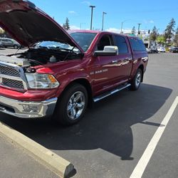 2012 DODGE Ram 1500 Laramie 4x4