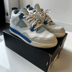 Nike Jordan 4 Retro