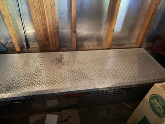Truck Bed Tool Box