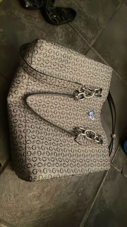 Guess purse