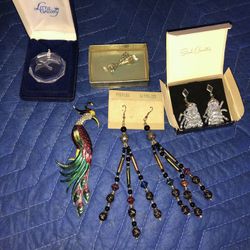 Sarah Coventry Earrings Little Gallery Sea Full Peacock Enameled Brooch Misc Vintage Jewelry