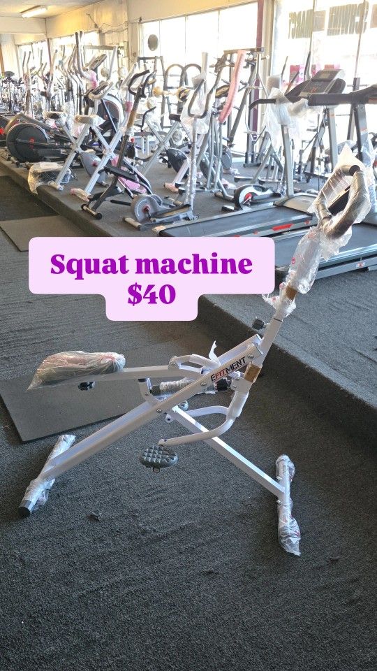 Squat Machine / Row Machine