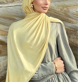 Hijab/scarf