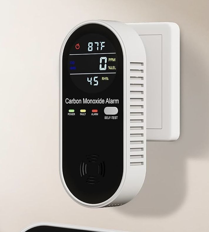 NEW Carbon Monoxide Detector 3 in 1, Carbon Monoxide Detector Plug in Wall W/ Temperature & Humidity Display !
