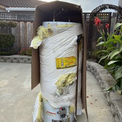 40 Gal Water Heater 