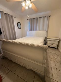White wash Queen bed