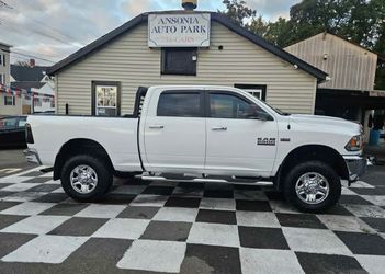 2017 Dodge Ram 2500 Crew Cab 6’ Bed