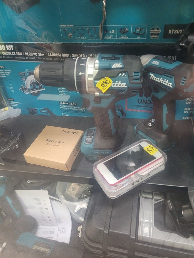 NEW MAKITA BRUSHLESS HAMMER DRILL 
