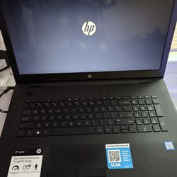 HP 17 Inch Laptop Excellent Condition