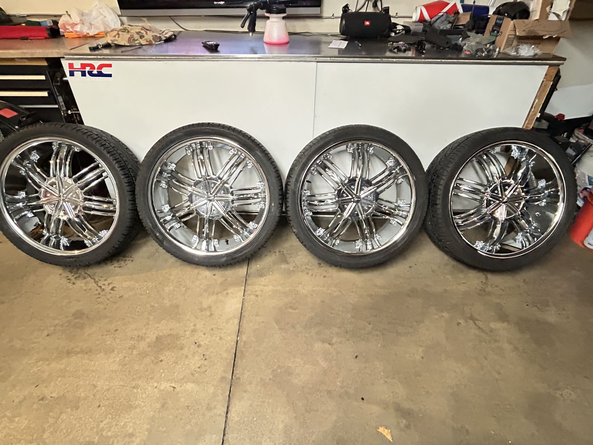 Strada Wheels 22”