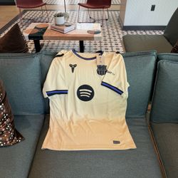 New FC Barcelona Spotify Kobe Bryant Soccer Jersey XXL