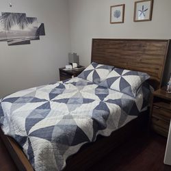 Queen Bed Set (Frame comes with drawers)