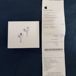 Brand New Sealed Genuine Apple AirPods Pro 3 Headset comes with receipt I accept cash or Zelle.
