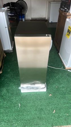 Ice maker machine