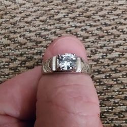 STERLING SILVER, CZ RING. SIZE 9. NEW. PICKUP ONLY.