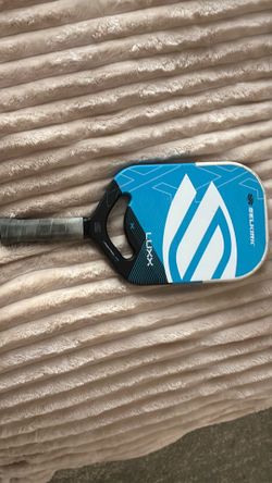 Pickleball paddles