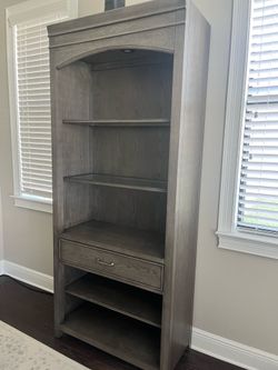Havertys Baylor Bookcase