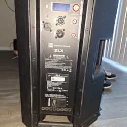 ZLX-12BT
12" powered loudspeaker with bluetooth audio*