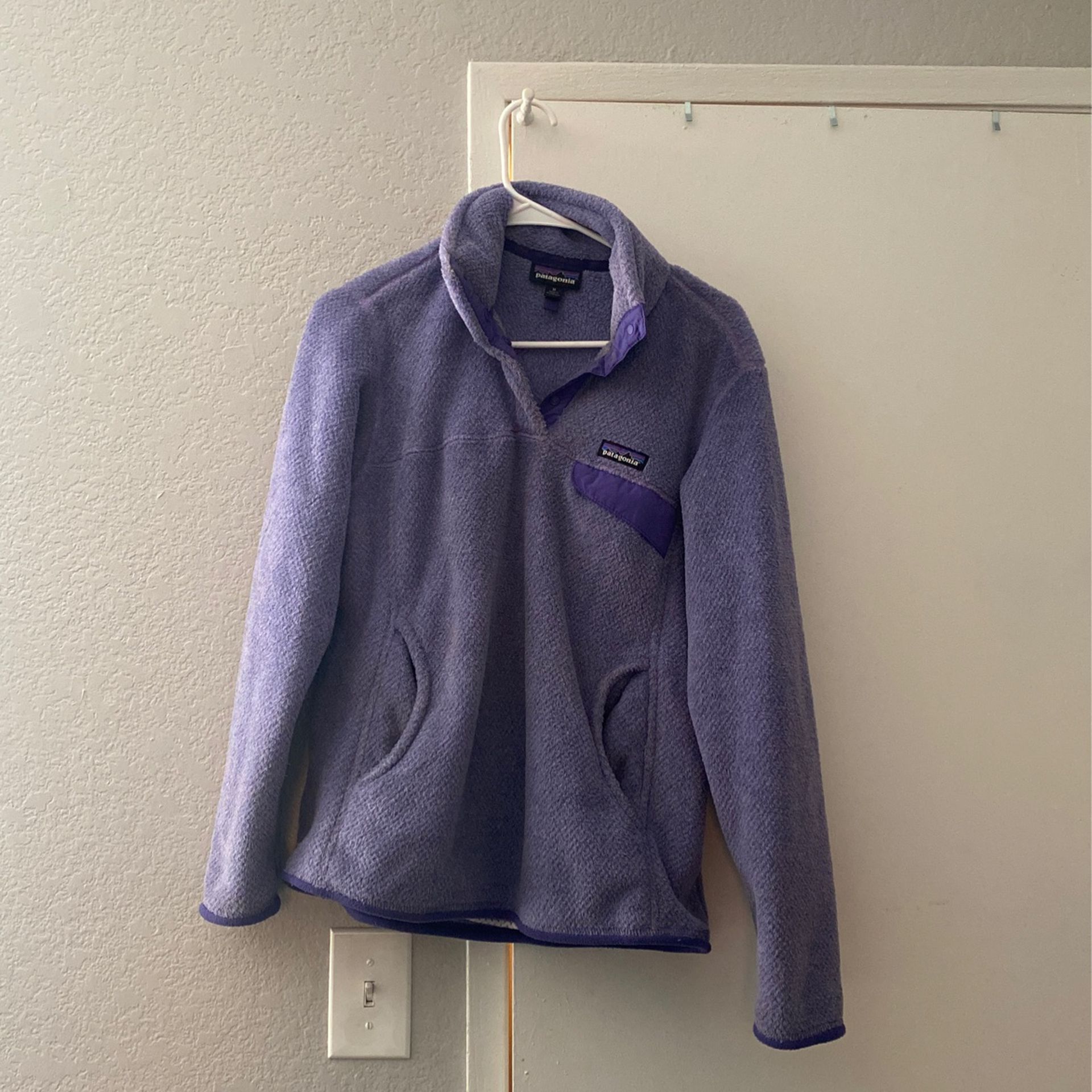 Patagonia Pullover Purple Medium Sweatshirt