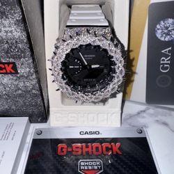 Black Thorn Moissanite Watch