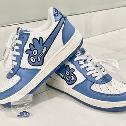 Size 8 - Women’s Bape Sneakers - New In Box!!