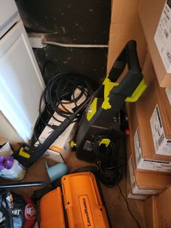 Broken pressure washer. Parts are still good 75