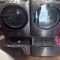 LG Washer Dryer With Extra Washer 