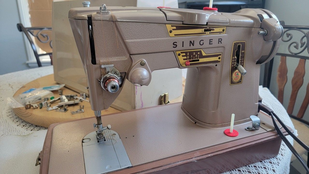 Vintage Singer Sewing Machine