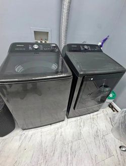 Samsung SmartThings Washer and Dryer Set